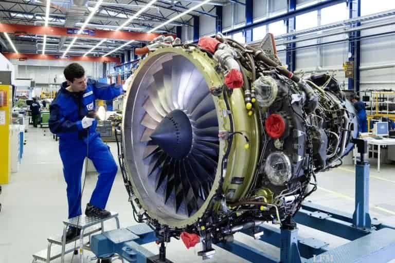 Triebwerke für Airline aus Burkina Faso am Laufen halten