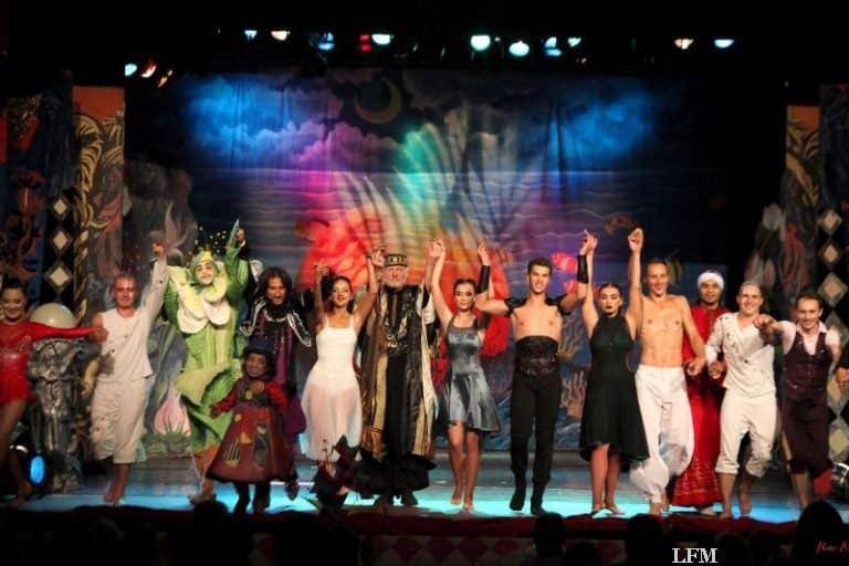 Airport Heringsdorf empfängt Reisende mit Theater-Event