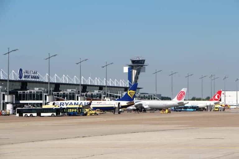 Fliegen ab Nürnberg geht steil nach oben – gut vorbereiten