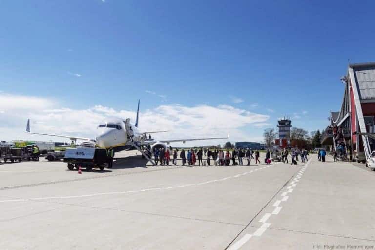 Reisende zur Ferienzeit: Tipps der Airports beachten