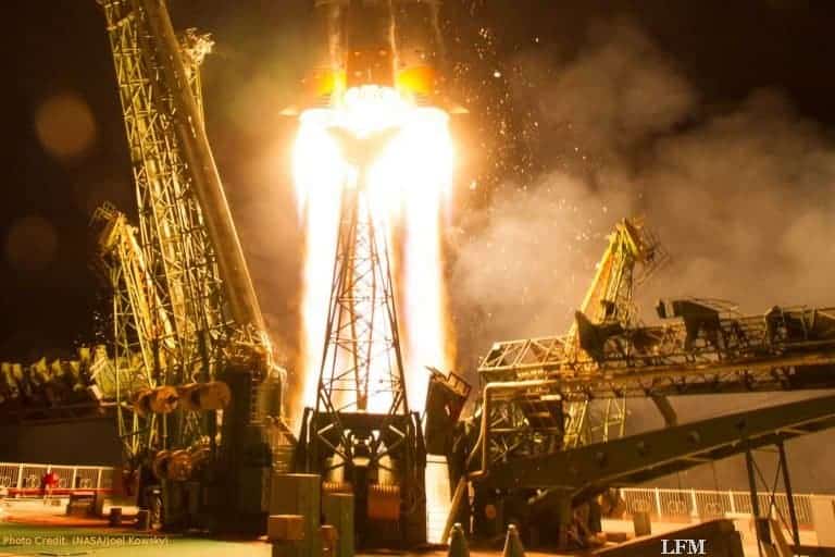 Sojus mit ESA-Astronaut Nespoli an der ISS angekommen