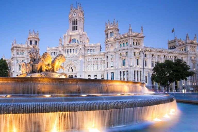 Iberia fliegt im Winter Hamburg – Madrid täglich