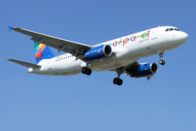 Small Planet Airlines baut Reisepartner in Deutschland aus