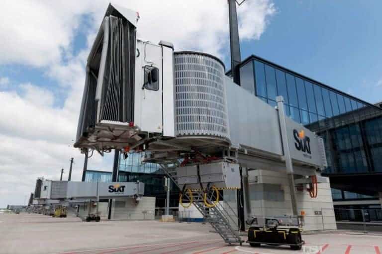 BER für Besucher: Ausstieg auf der Start- und Landebahn