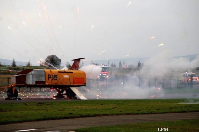 Konzertierte Feuerwehrübung am Kassel Airport