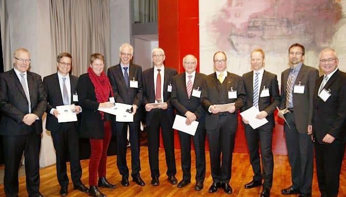 C²A²S²E-Team erhält Ehrennadel für Leistungen zur Luftfahrt