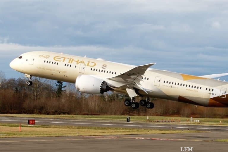 Entwicklungsstufe Dreamliner: Etihad in der Schweiz