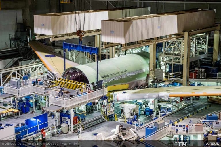 Airbus A330-800neo in der Montage