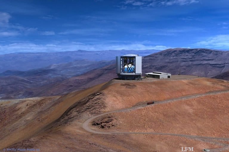 MT Mechatronics für Bau des Superauges GMT in Chile