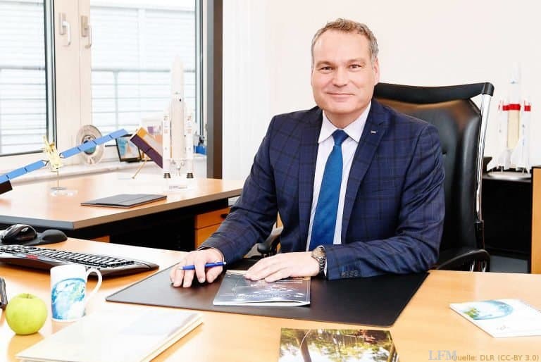 Walther Pelzer jetzt im DLR-Vorstand