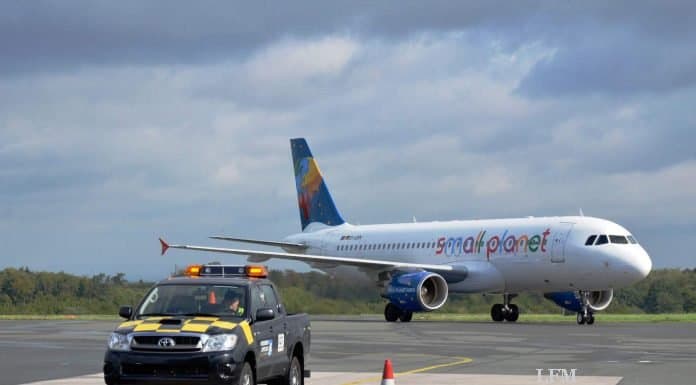 Small Planet Airlines fliegt Sonderreisen ab PAD