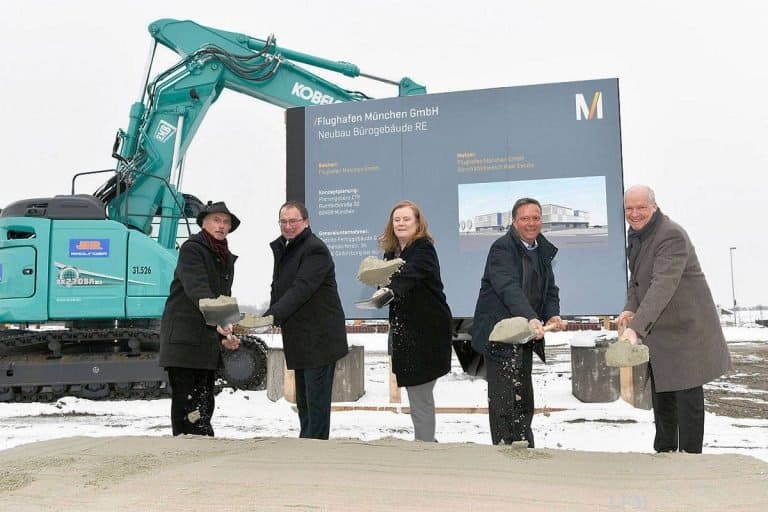 Spatenstich für neues MUC-Bürogebäude