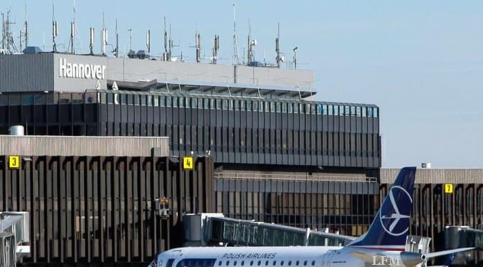 LOT verbindet Hannover mit Warschau