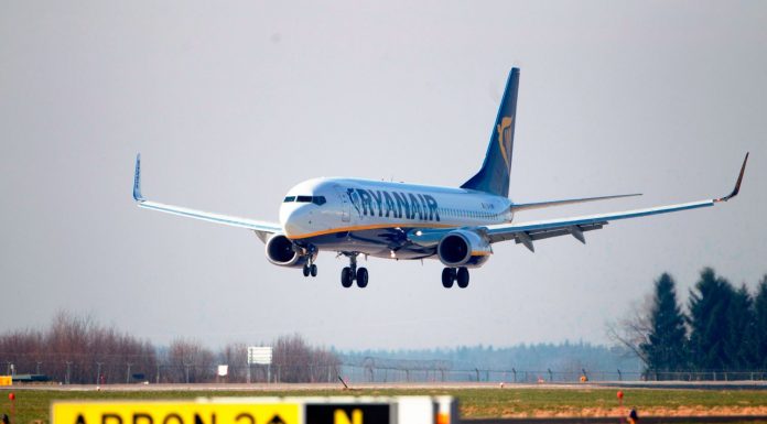 Ryanair: Brindisi und Edinburgh zum Herbst ab Memmingen