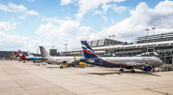 Luftfahrt in Stuttgart sucht Mitarbeiter – Tour vor Ort