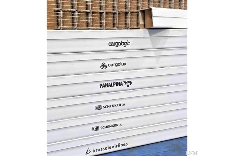 Kartonfaserverbundstoff soll Luftfracht erleichtern