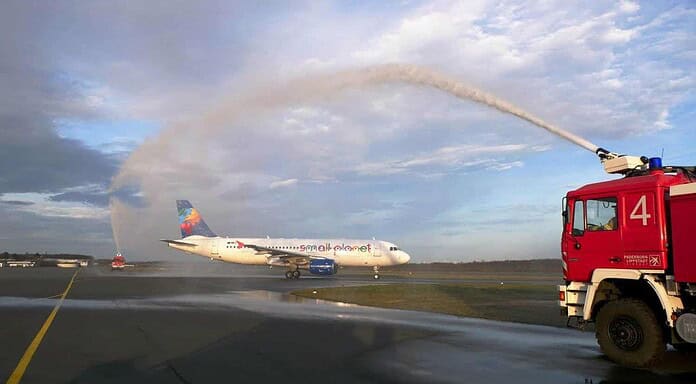 Abflug für Vollcharter der Sonderreisen ab PAD