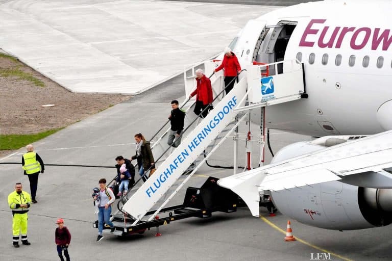 Erstflug der Saison: Heringsdorf erwartet CRJ900