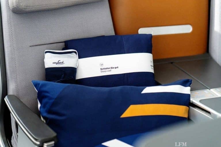 Business Class bei Lufthansa: gemütliches Schlafen