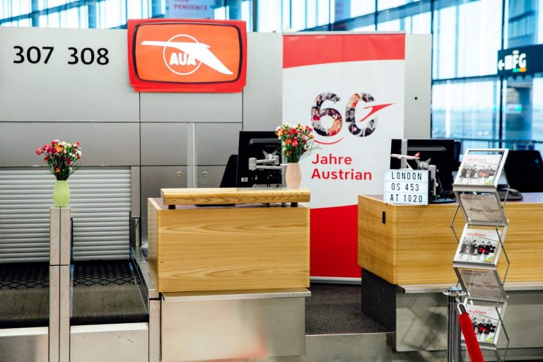 AUA feiert 60 Jahre mit der Familie in Wien