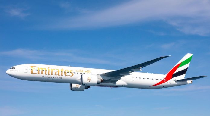 Emirates fliegt mit B777-300ER nach Domodedovo