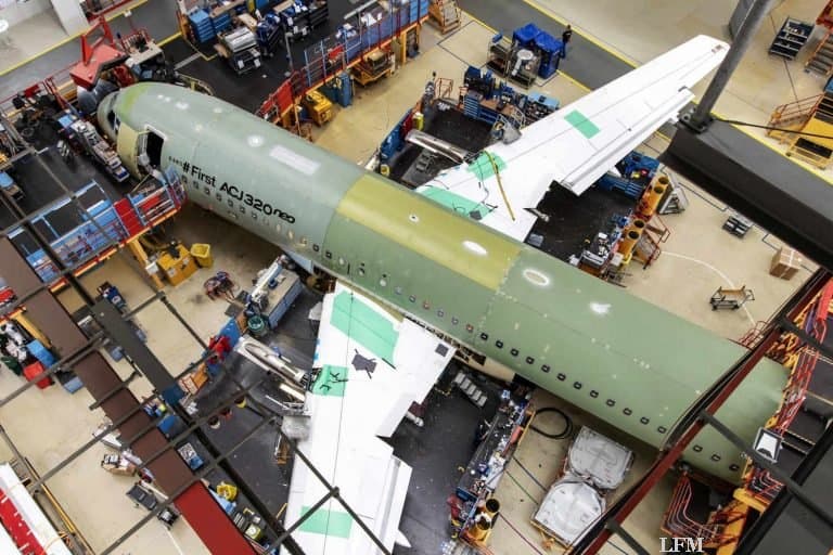 Airbus Corporate Jet ACJ320neo im Final Assembly