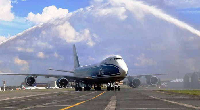 ABC steuert mit Boeing 747F Flughafen Budapest an