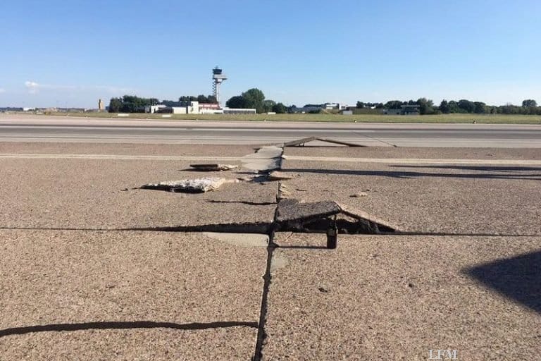 Flugzeuge in Hannover landen wieder