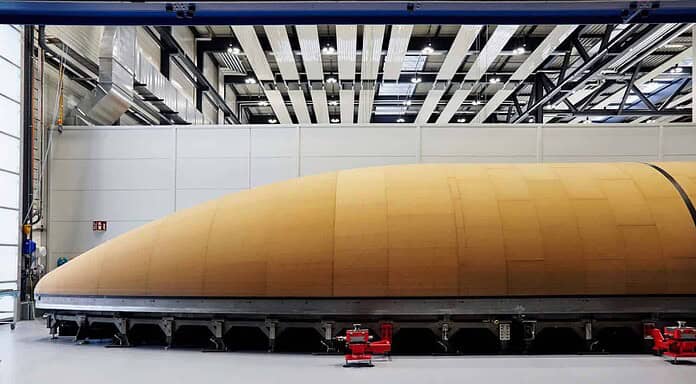 Fairings für 100. Ariane 5 aus der Schweiz