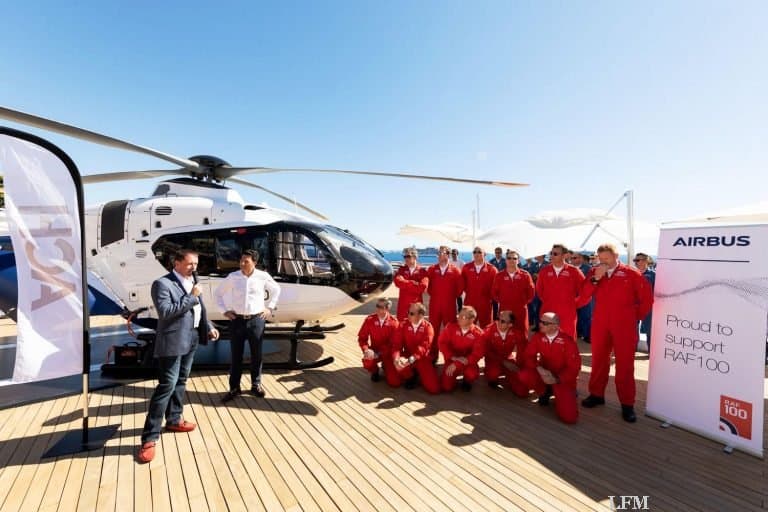 H135 VIP mit Helionix bei der HeliGroup