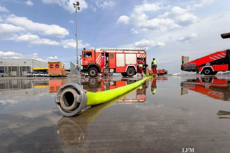 Feuerwehr setzt Sondersignal zum Flughafen Hannover
