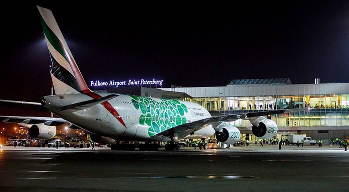 A380 der Emirates in St. Petersburg