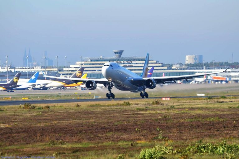 Anti-Terror-Einheiten am Köln Bonn Airport
