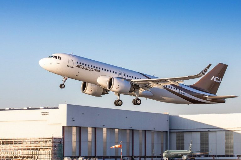 Airbus startet ersten ACJ320neo