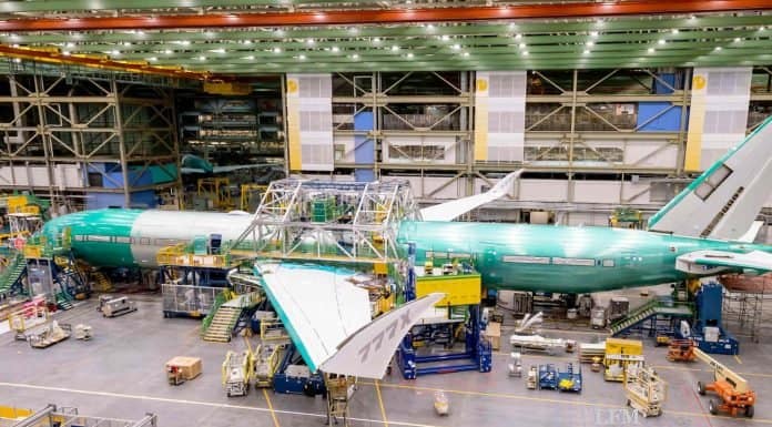Boeing 777X fürs erste Fliegen kommt in Form