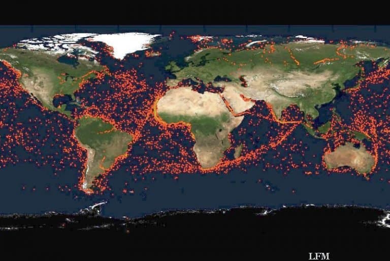 EAGLET 1 im All: Schiffsortung per AIS und Optik