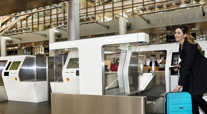 Eurowings in Hamburg mit vollautomatisierter Gepäckaufgabe