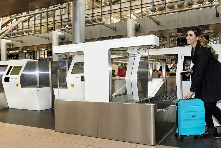 Eurowings in Hamburg mit vollautomatisierter Gepäckaufgabe