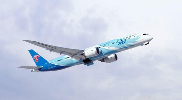 787. Boeing 787 Dreamliner ausgeliefert