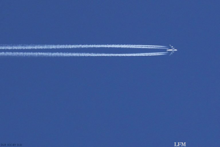 Klimafaktor Ruß aus Triebwerken macht wärmende Wolken