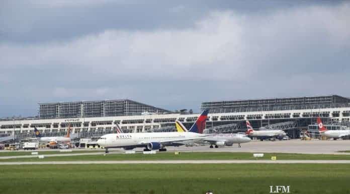 Antonov An-2 und viel Programm am Tag der Luftfahrt in Stuttgart