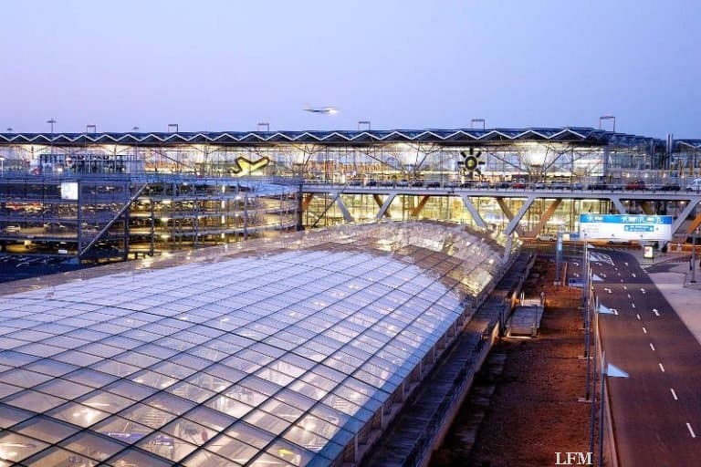 Köln Bonn Airport beschrankt Zufahrt