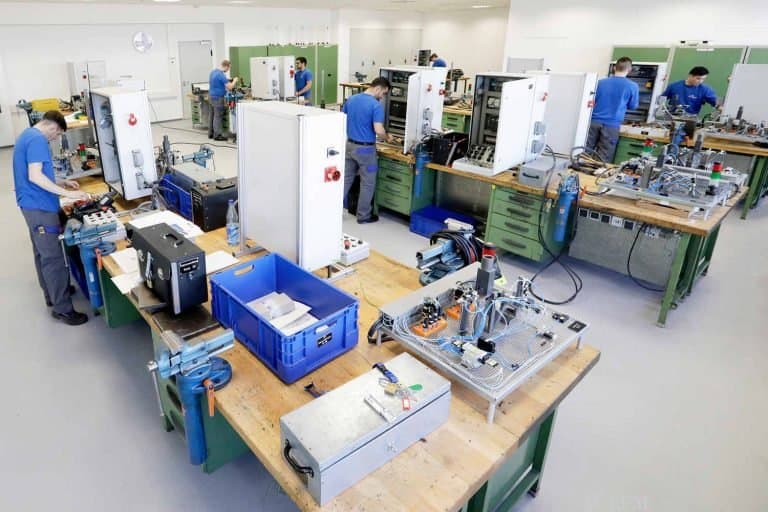 Fraport mit modernisierter Ausbildungswerkstatt