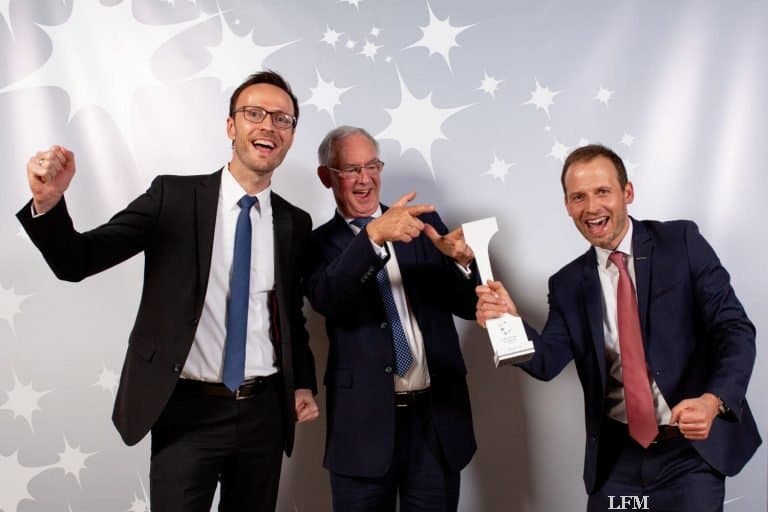 Recaro bekommt Auszeichnung Red Dot Product Design