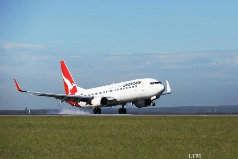 Qantas operiert ersten Linienflug ohne Müll