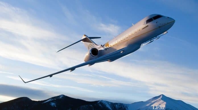 Noch ein Regierungsflieger kaputt: von Auto gerammt