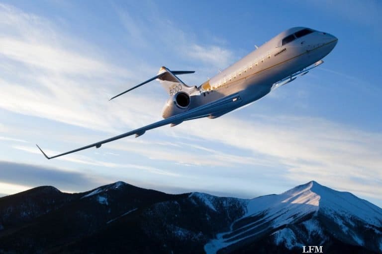 Noch ein Regierungsflieger kaputt: von Auto gerammt