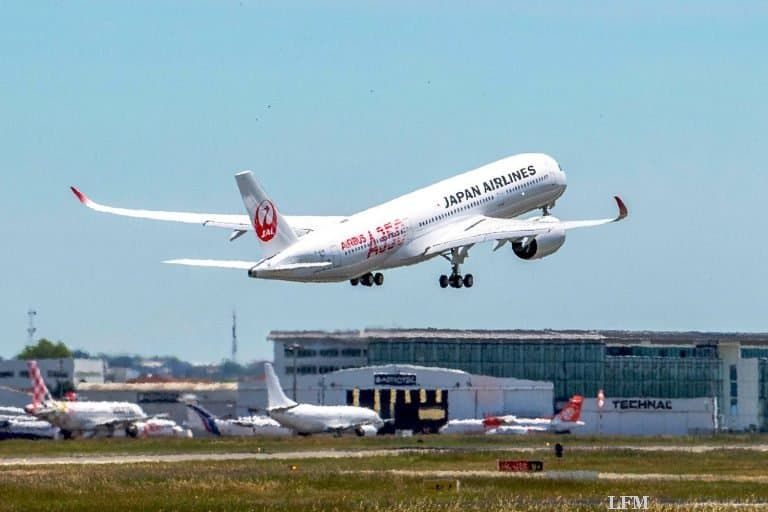 Erstflug eines A350 für Japan Airlines