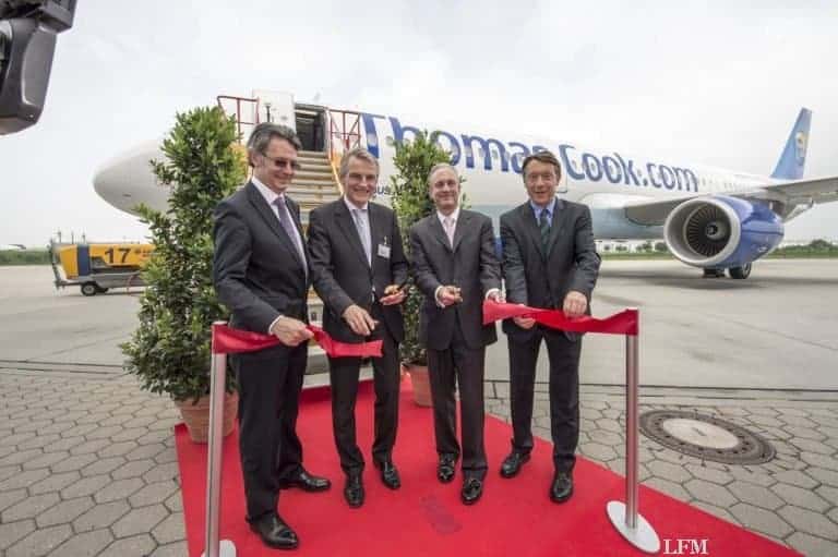 Airbus A321-211 an Thomas Cook Group übergeben