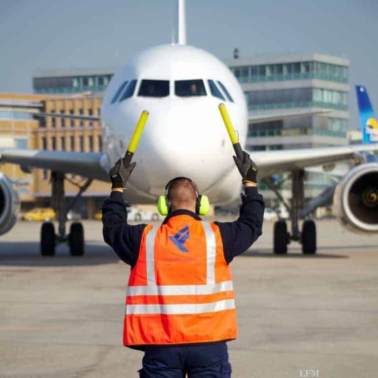 Ausbildungs- und Berufsmesse am Flughafen Stuttgart